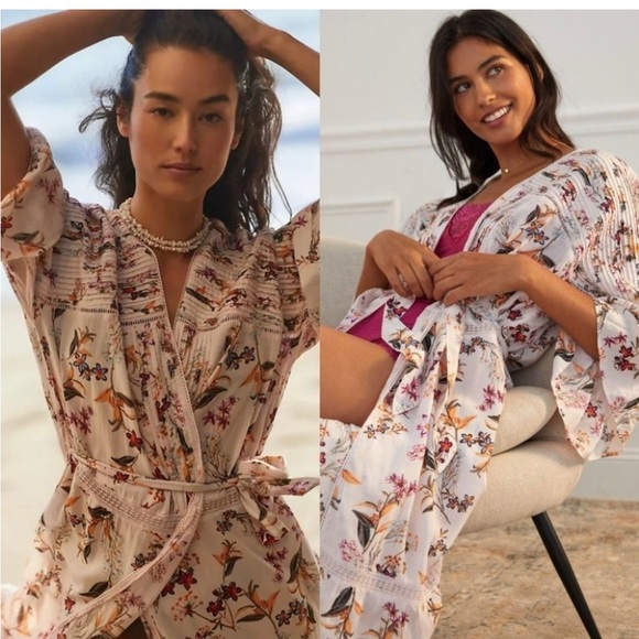 Anthropologie Other - Anthropologie Pintucked floral robe size M